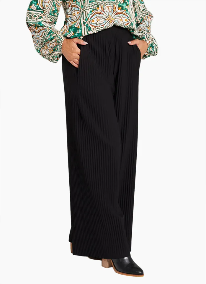 Blackstone Pleated Pant