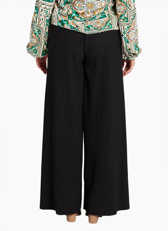 Blackstone Pleated Pant