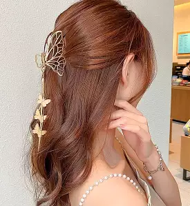 Vintage Metal Butterfly Hair Claw Nonslip Elegant Golden Geometric Hair Crab Clips With Butterfly Tassel Girls Hair Accessorie